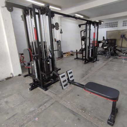 Jungla de 8 estaciones para gym